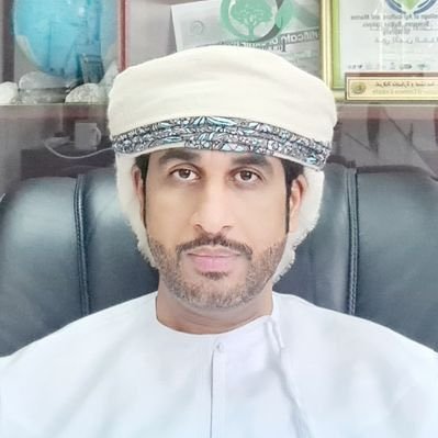 عميد كلية العلوم الزراعية والبحرية بجامعة السلطان قابوس، حساب شخصي