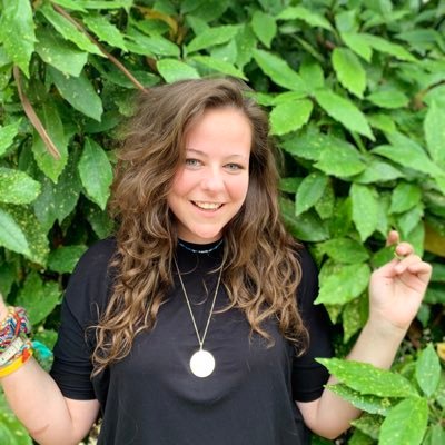 leavesofgra55's profile picture. Lover of the Good, the True, and the Beautiful. Probably currently sipping black coffee and reading Dostoevsky. I tweet about my weird dad a lot.