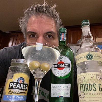 boogeypoo72's profile picture. Ain’t much to look at, just a free ramblin’ man.