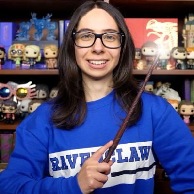 Dany | Ravenclaw 💙🦅
YouTuber sobre el Mundo Mágico de Harry Potter y Animales Fantásticos⚡
No entiendo cómo funciona esta red social de muggles.