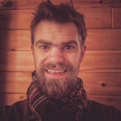 acographic's profile picture. Graphic Designer. Hike. Explore.