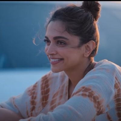 MintahulNeon's profile picture. 🍂🍃Falling for you 🍂🍃#DeepikaPadukon #NikkiTamboli #Asim #Pratik ❤☕Stressed, blessed, and coffee obsessed ☕Having the time of my life ⏰🎉Looking at the world