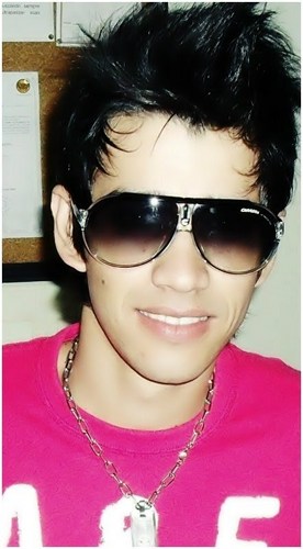 Fã Clube Eu Vou @gusttavo_lima :)
um fora do comum não posso te esquecer :)
dona: @analuizamoreli ;)