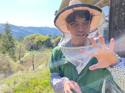 2nd year beekeeer/Japan/organic method for varrroa