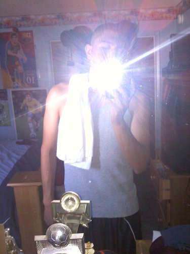 follow me n ill follow back (: