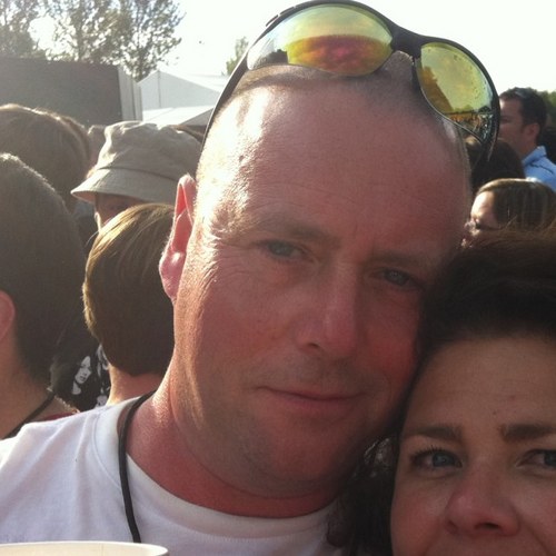 ajmurphy49's profile picture. Proud Father, Husband, Gooner and Slaphead...... North London Lump.