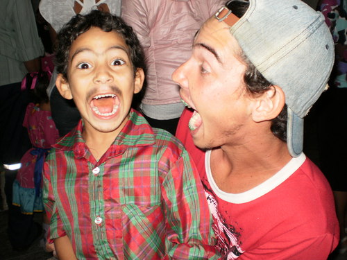 Jcarlosdeacm's profile picture. moro em ilheus amo esta cidade mas doi meu coraçao quando vejo o povo vota nas mesma merda e continuan reclamando dos políticos Main#Profile?uid=155750945320892