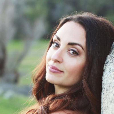 🇲🇽🇺🇸Author of SINNER’S ISLE, A CRUEL THIRST, CARNIVAL FANTÁSTICO @joyrevbooks🤎 @lasmusasbooks 🤎 Pub Persuasion Cohost🤎Rep’d by @lmpk of @jillGrinbergLit