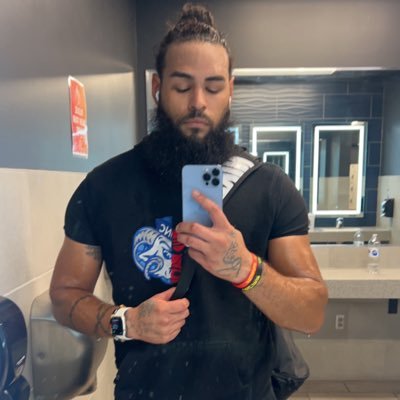 SaiyajinSupreme's profile picture. IG: Xen0_Collectz https://t.co/JVJy61TV3n