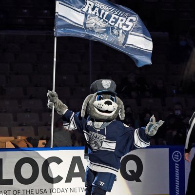 @RailersHC mascot. Instagram @trax_railershc / Facebook @traxrailershc. Tag your photos #TraxRailersHC