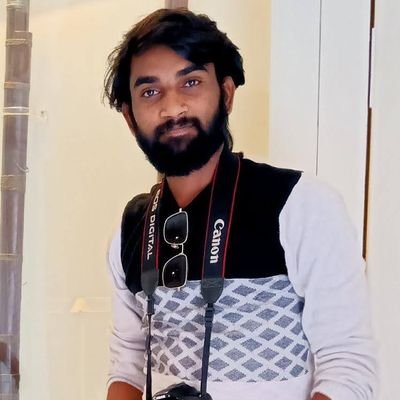 shiva_vairale's profile picture. Slow and sweet poison.