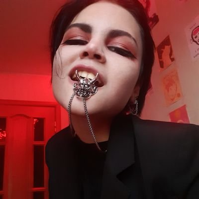 🤍нора
🤍17 лет
🤍пан
🤍не психолог, но помочь попытаюсь, пишите