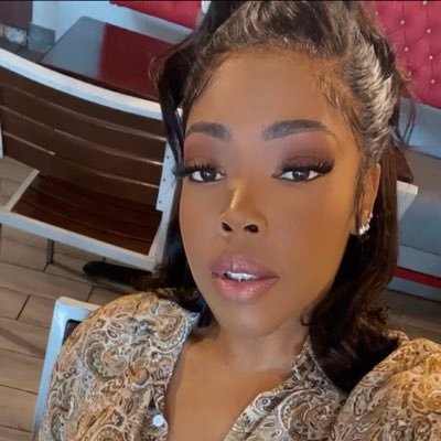 iTweetRatched's profile picture. Shy's mom.