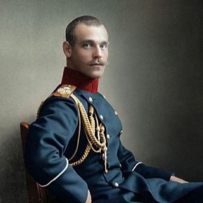 balayfuego's profile picture. «El comunista no quiere que elijas porque podrías no elegir el comunismo»