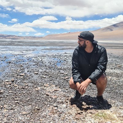 tcamposcastro's profile picture. Cientista Político y por siempre colocolino