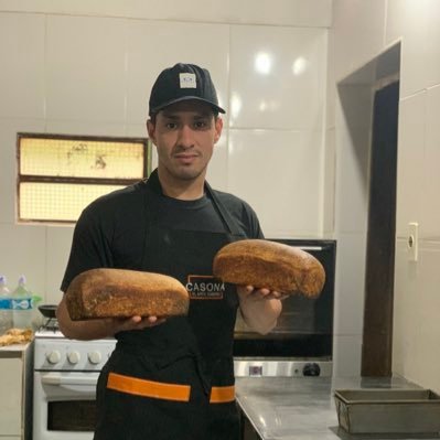 Emprendedor y soñador Hamburguesas caseras. @casonaelarte