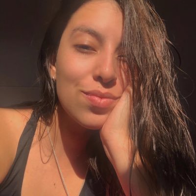 camigeraldi's profile picture. si me siguen molestando no me voy a recibir nunca