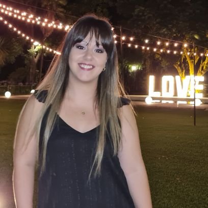 Yanycarluccio's profile picture. Hincha de River Plate - Amo viajar y disfrutar la vida. Adoro a mis sobrinos❤
Vivir riendo, eso es vida.
~Keep Smiling~
♍