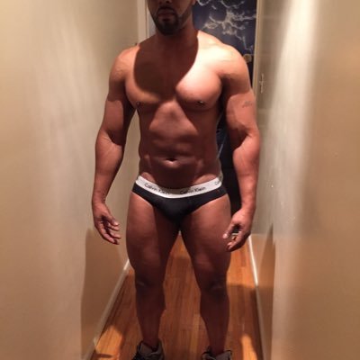 Just a Sexy Silly guy who likes to have fun 😈