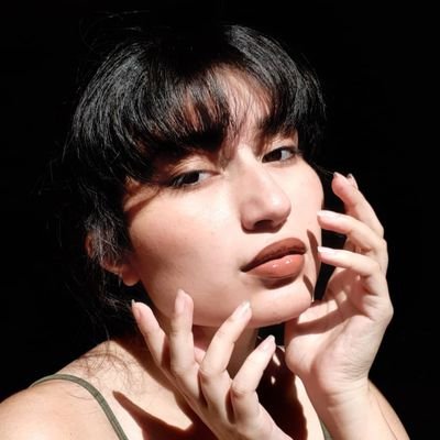 Sinimonroll's profile picture. 21 she/her
-
Haudenosaunee, Lenape, Tsalagi, and Nimiipuu ✨🖤