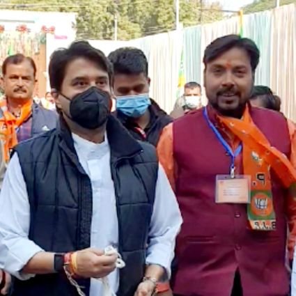 Robin_Pal_BJP's profile picture. जनसेवक. वार्ड 30. भाजपा नेता.