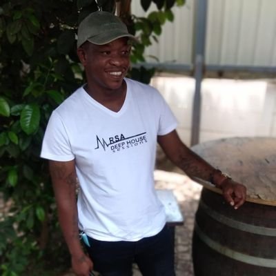 abelkgabomonnaemang@gmail.com
Private chef
introvert