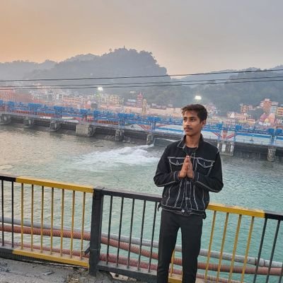 NitishSharma4ux's profile picture. 🤏The prettiest smiles ☺️hide🙈 the biggest secrets🥈
  ⁅𐌁ABLยTHAKยRÜX⁆
𝙋𝙃𝙊𝙏𝙊𝙂𝙍𝘼𝙋𝙃𝙀𝙍