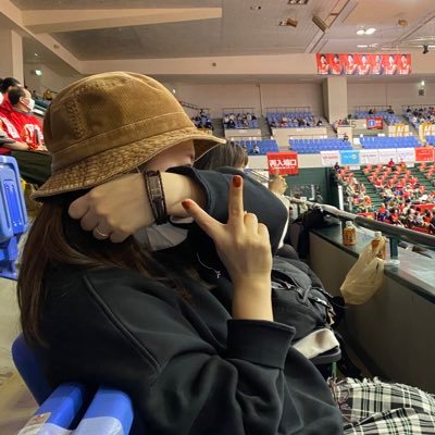 0516_xxncho's profile picture. iLYs🩵  名古屋Dドルファミ #坂本聖芽#60 #8 🐬 guu🐈( 10 ) #寺西拓人 🩵