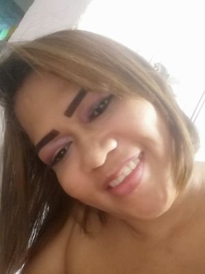 Soy una mujer atractiva,que no se deja vencer, extrovertida, dinámica, recursiva y segura de sí misma