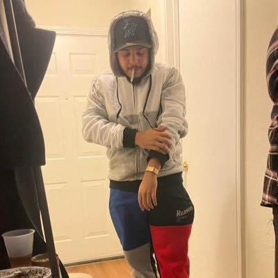 realmulalocks's profile picture. FC❤️money is the root of all evil, but it ain’t the root of me. NHL specialists and NBA betting GURU. 📈