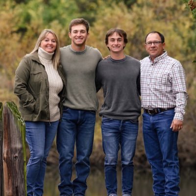 AndyEurez's profile picture. BV ‘20 MU ‘24