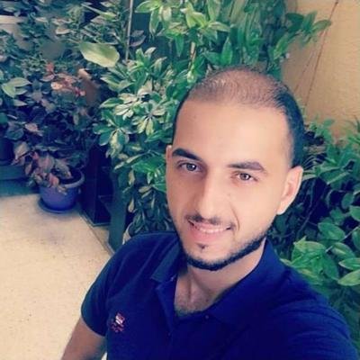 خريج جامعه القدس المفتوحه أعشق الرياضه بشتى انواعها