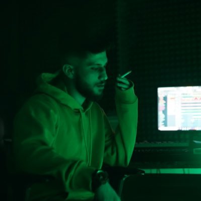 HarpakBeats's profile picture. I make beats