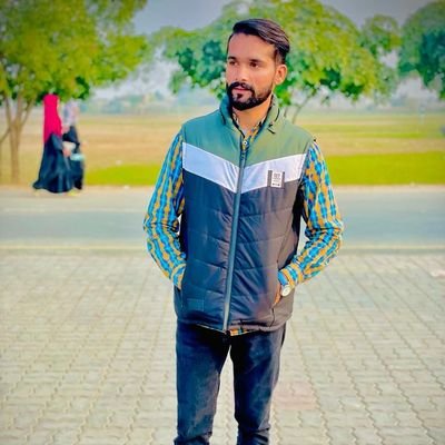RaiQaisar12's profile picture. Rivern