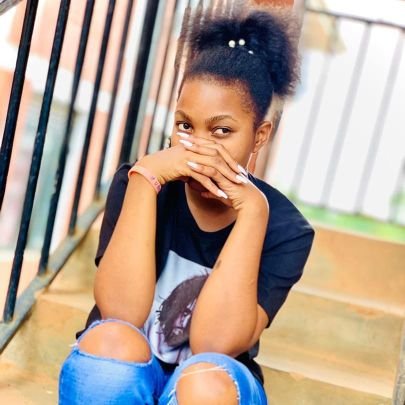 Benitahflo's profile picture. God in me
Arsenal fan⚽(even if they beat us) journalism📺 is my passion📸📹
ifb