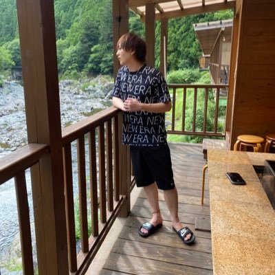 allesia_tsutsui's profile picture. osaka H.3年 毎日楽しく生きてます♪ Men's美容脱毛サロン運営♣️ 深夜営業もしてます✨大阪エリア中心に賃貸専門事業もしております！何処よりもお安く提供させて貰います♪