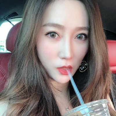 Golf, shopping, food, cryptocurrency lovers