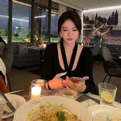 Craigofferndale's profile picture. I am a Chinese/Korean girl, 168cm tall and 45kg.
#personal wardrobe #foodphotography #travel#Working in the ATL