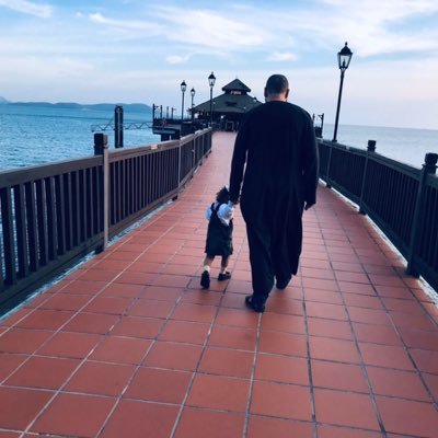 Entrepreneur | Lifelong Learner | Digital Marketer | Crypto Investor | Dad of Two Amazing Girls | Grateful for the little things.