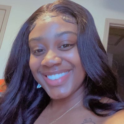 amoursimone_'s profile picture. leo ♌️ | 23 years young |