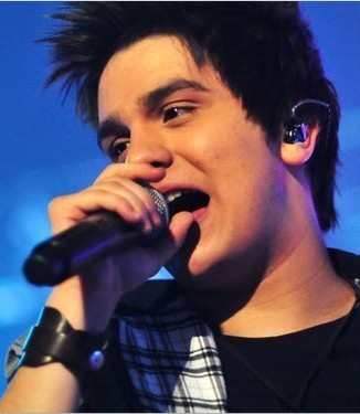 FC de João Pessoa, dedicado a todas as fãs amorosas do Luan. Fundado em 25/10/2010.Luan, te amamos demaaaaaaaaais!