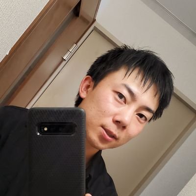 都内在中、28歳の公務員です…
海外のダイブショップとかでインストラクターとして働くことが目標で、まずは来年度から留学を目指します
フィリピンに留学予定🇵🇭
