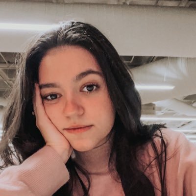 princesinha da disney, obcecada por high school musical e fora bolsonaro | ela/dela | she/her