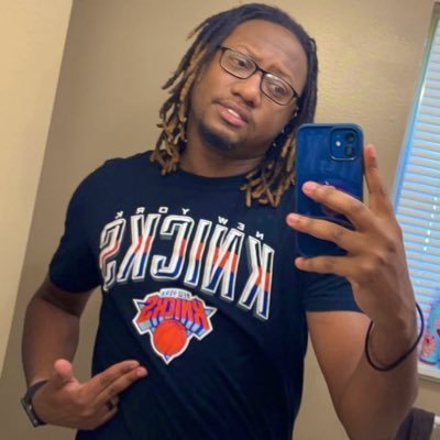 32. Louisiana native but my heart belongs to New York. New York Everything. Knicks, Giants, Rangers, Yankees, ummm the Knicks!!!!! #YourFavoriteAccountant