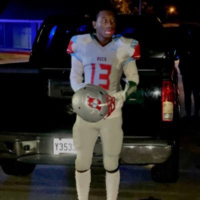 Broadmoor Senior High School c/o 2022 | Wide Receiver & Defensive Back | 5”10’ 170lbs | 2.8 GPA | 4.54 40 Yard Dash | Freak of Nature 🦍sedrickhillsii@gmail.com