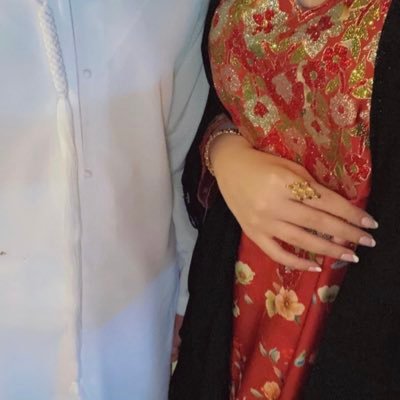 تهواكَ عينً ما لدّت لغيرك نظرها..