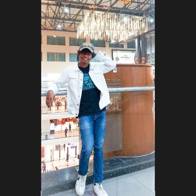 AnveshPenaka's profile picture. 🍁