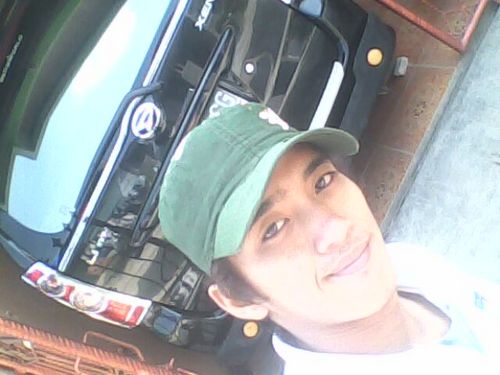 UrvanJakMania's profile picture. menunggu sesuatu yang sangat menyebalkan bagiku
saat ku harus bersabar dan trus bersabar
menantika ke hadiran di rimu