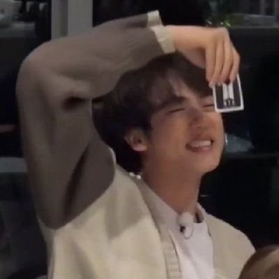 jjing_o613's profile picture. 얼레벌레 나의 일상(´•_•`)