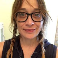 fiona apple out of context (@theidlerapple) 's Twitter Profile